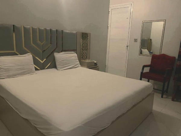 Elegant Guest House Karachi image 24