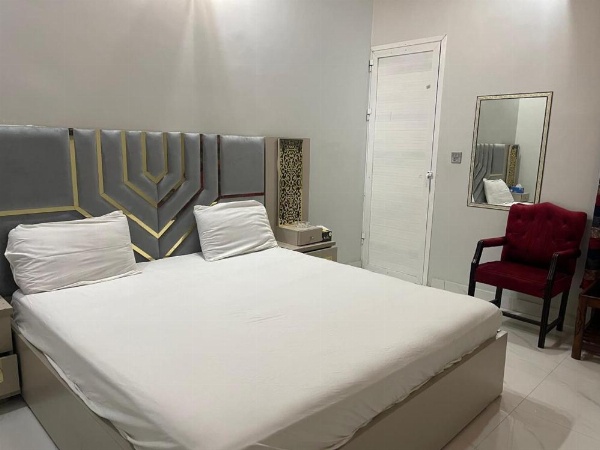 Elegant Guest House Karachi image 28